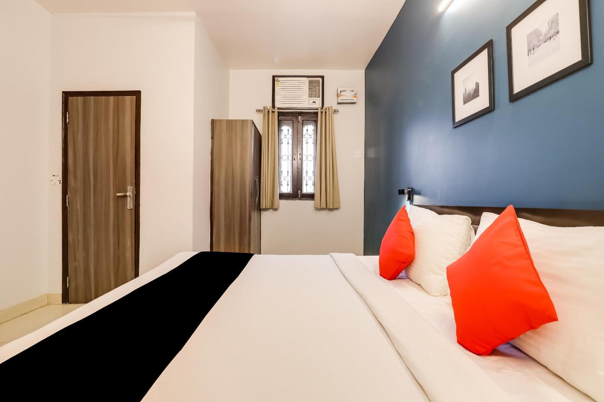 דלהי Collection O 71756 Hotel Silver Arrow Near Pacific Mall Tagore Garden מראה חיצוני תמונה